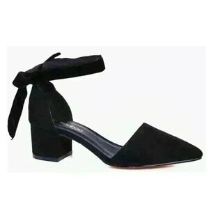 Boohoo Women's Daisy Wide Fit Pointed Wrap Strap Ballet Flat Shoe Sz 7 US $45